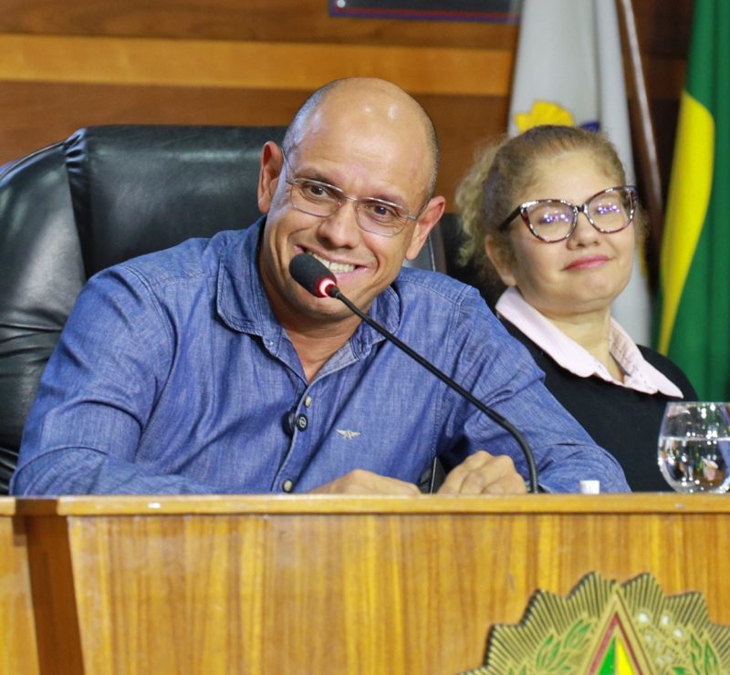 Vereador Dudu do Turismo promove sessão especial em homenagem aos professores em Angra dos Reis