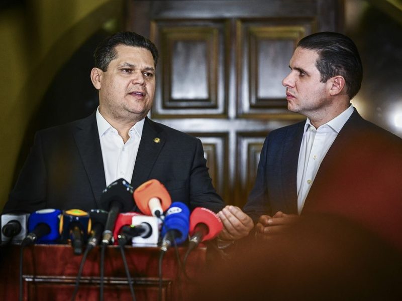 Alcolumbre cobra pacificação de Lula e reconhece “agenda” de Flávio