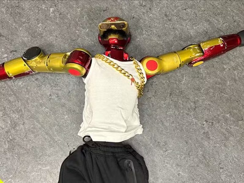 Alemanha investiga jovens por assédio cometido com robô humanoide