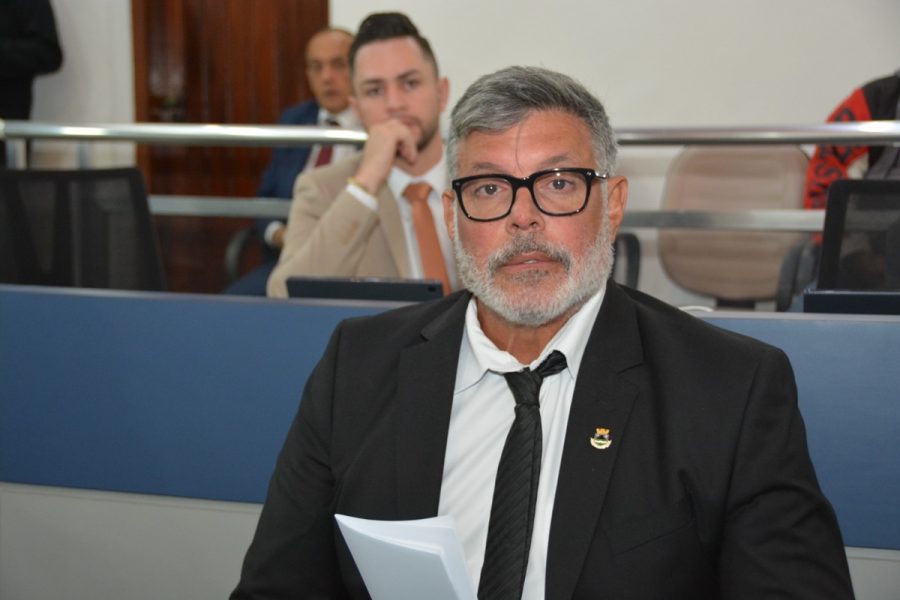 Alexandre Frota surpreende ao "virar voto" com ator: “Pelas nossas praias”