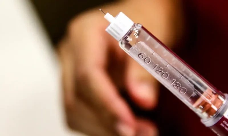 Anvisa proíbe canetas emagrecedoras e remédios na internet