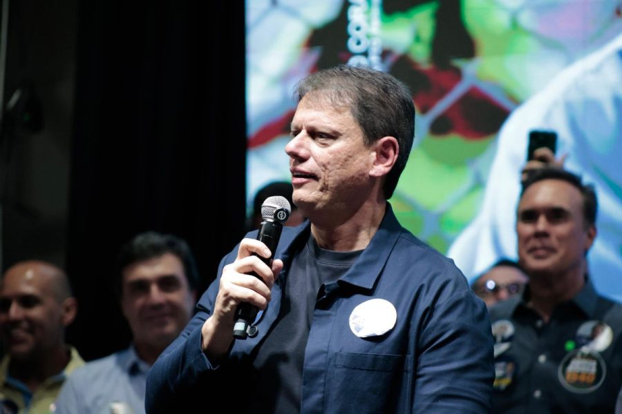 Após focar em campanha de Flávio, Tarcísio começa a estruturar novo mandato