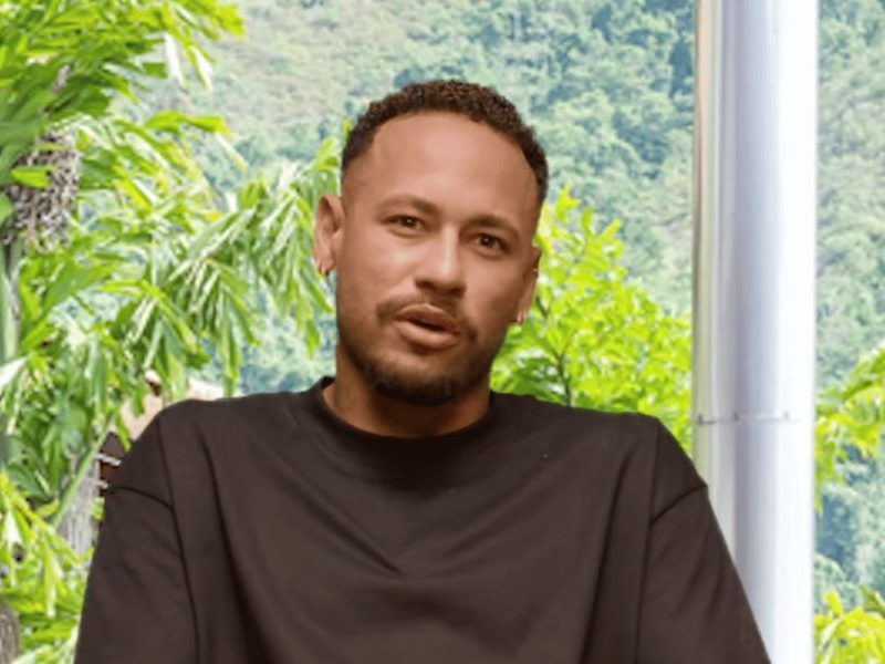 Ativista pede revisão em processo antes de julgamento final de Neymar