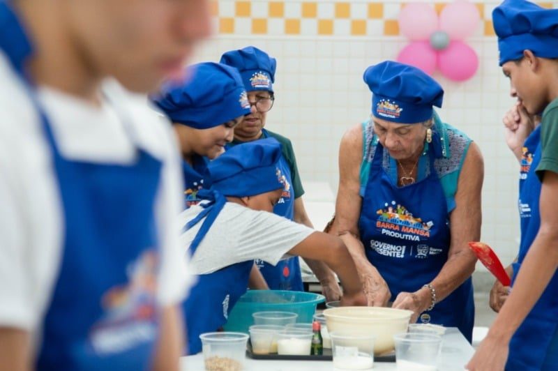 Barra Mansa abre curso de confeitaria natalina para gerar renda