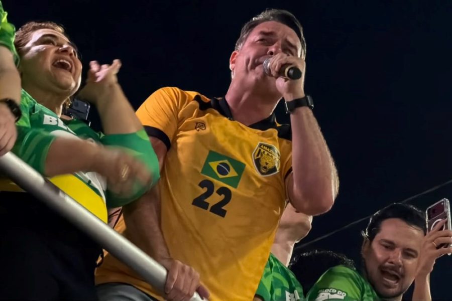 “Bloco do 22”: estratégia da campanha de Flávio Bolsonaro surgiu no Ceará