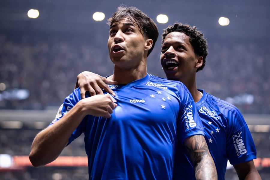Brasileirão: Cruzeiro bate Atlético fora de casa no último clássico do ano