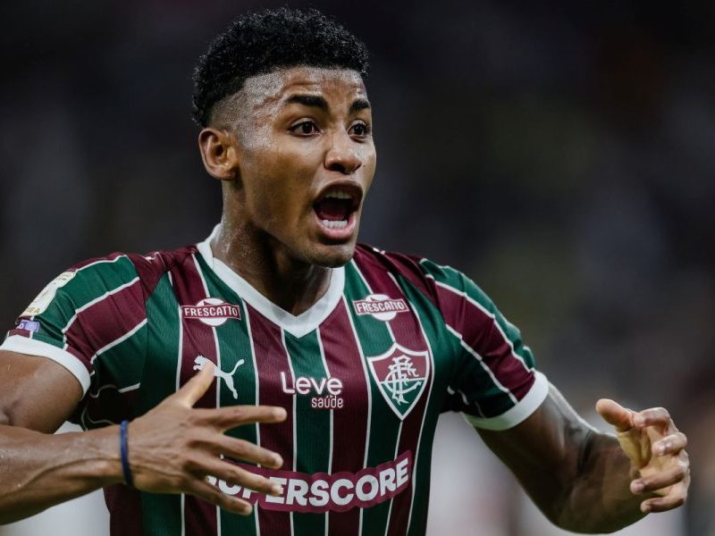 Brasileirão: Fluminense vence o Internacional de virada no Maracanã