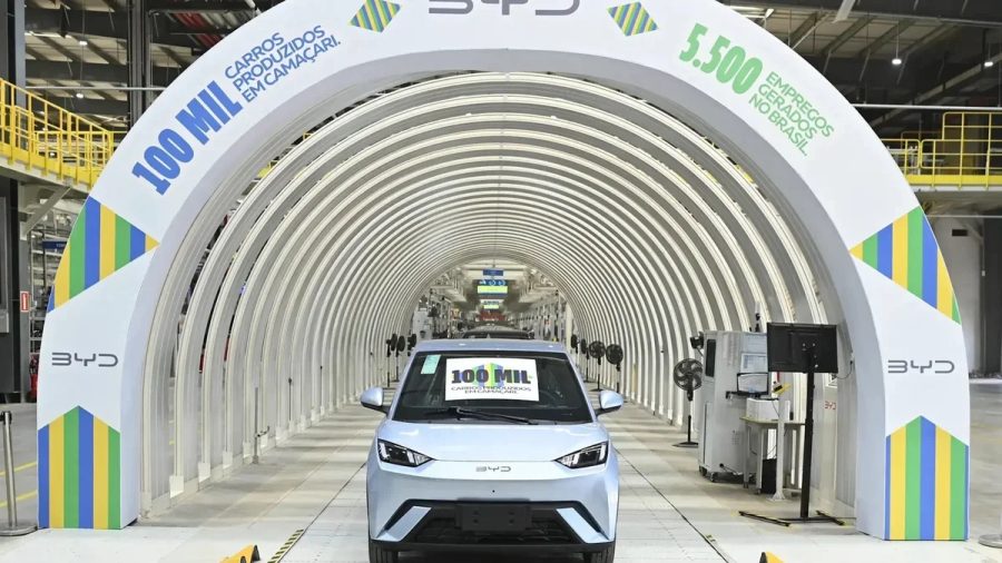 BYD quer acelerar em fábrica para liderar o mercado do Brasil até 2030
