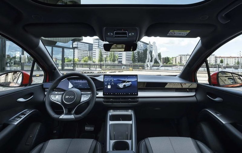 BYD muda nome de hatch híbrido antes de estreia no Brasil
