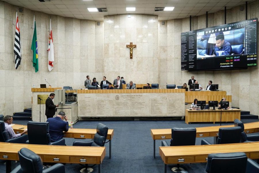 Câmara de SP libera verba a procuradores acima do teto salarial