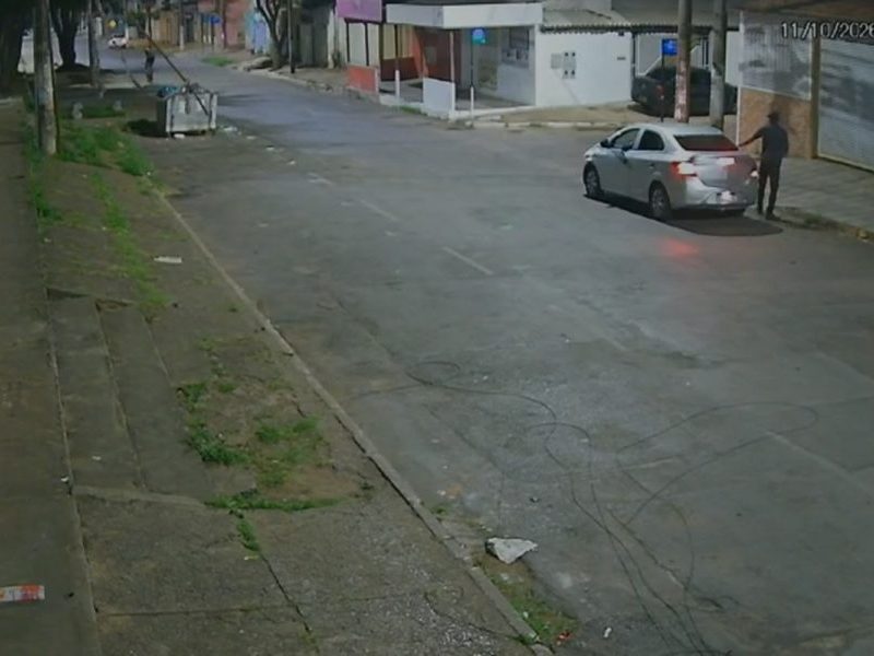 Câmeras flagram suspeito de matar casal a tiros no DF