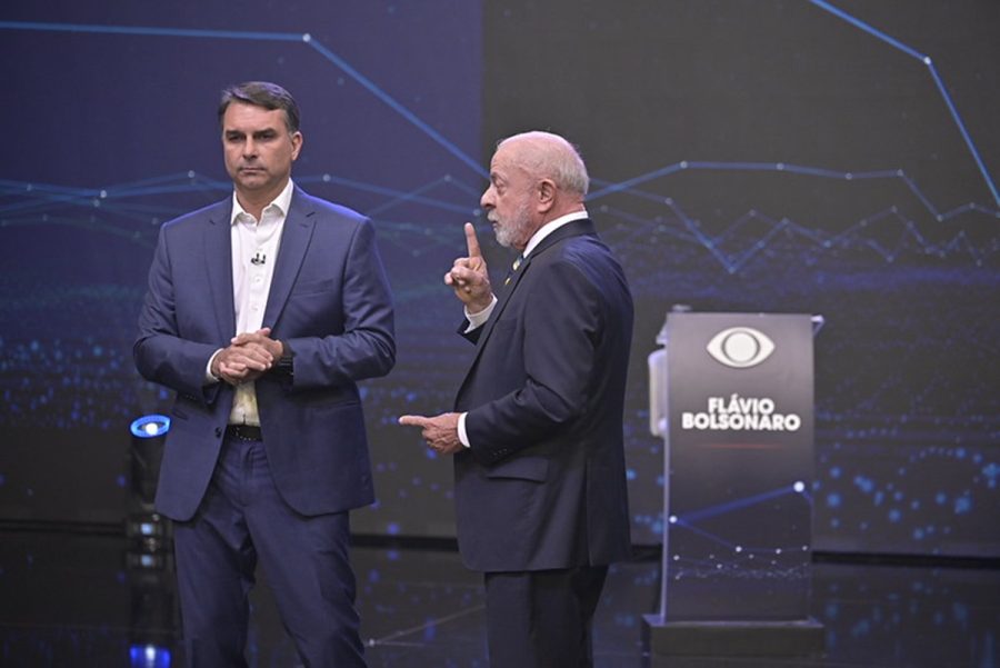 Campanha de Lula pede cassação da chapa de Flávio por caso Dark Horse