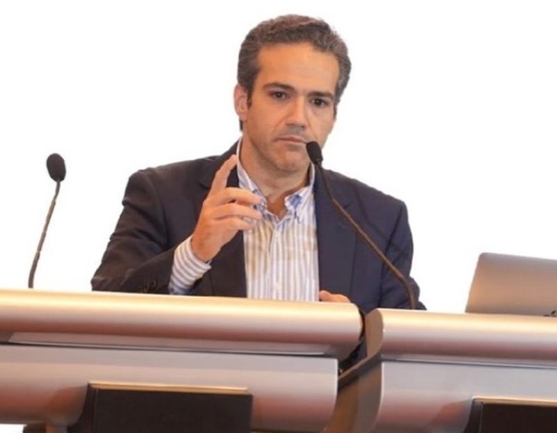 Pesquisa aponta Flávio à frente com 52% dos votos válidos