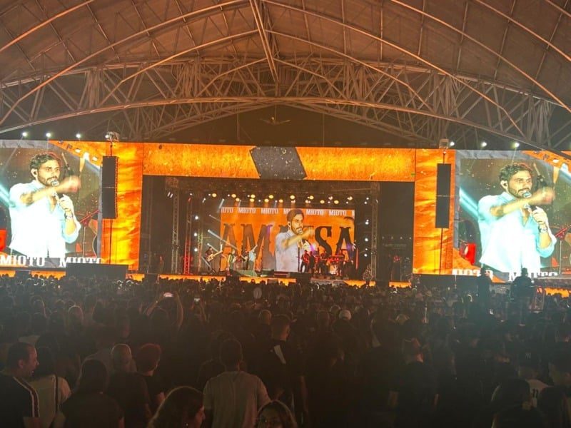 Chama Sertaneja atrai multidão na estreia em Barra Mansa