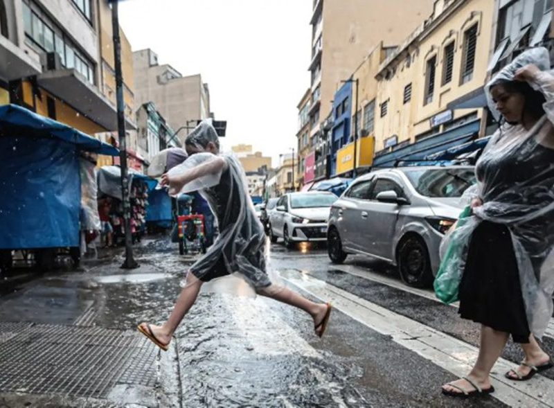 Previsão do tempo: Chuvas fortes no Sul e Sudeste e seco no Nordeste