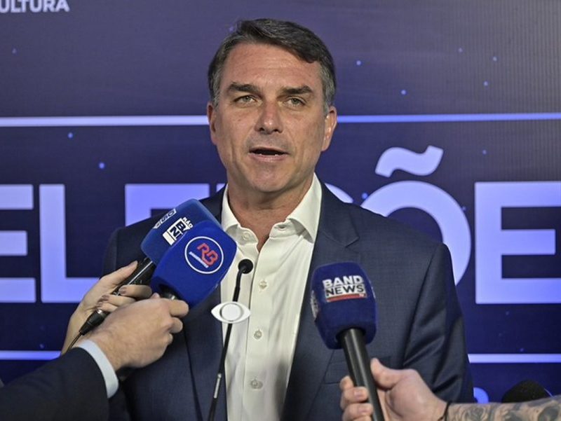 Flávio Bolsonaro: propostas e visão política