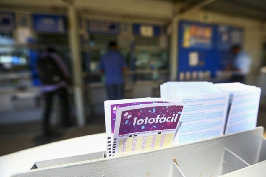 Confira o resultado da Lotofácil 3810, sorteada hoje (21/10)
