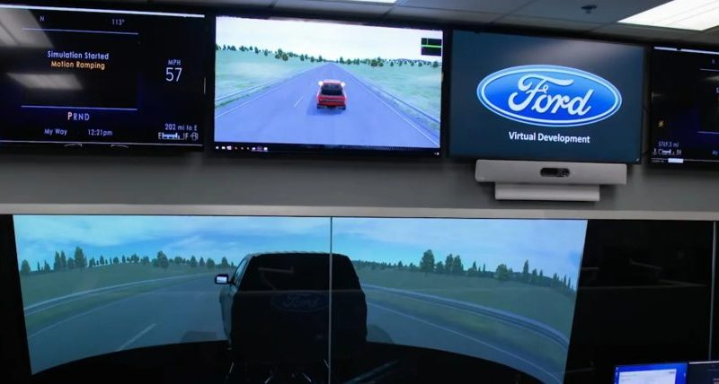 Simulador da Ford recria estradas do mundo em SP
