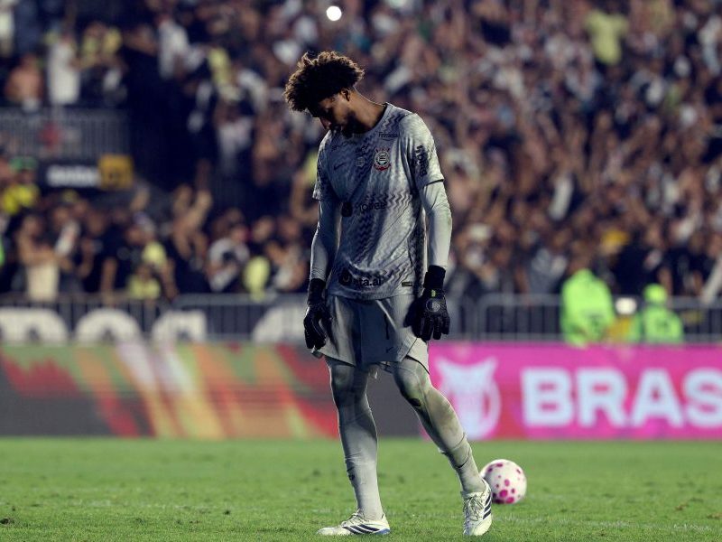 Corinthians bate 66% de risco de queda para a Série B