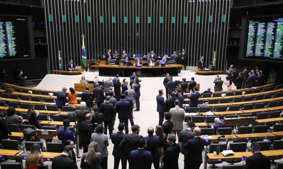 Congresso elege a maior bancada feminina da história do Brasil