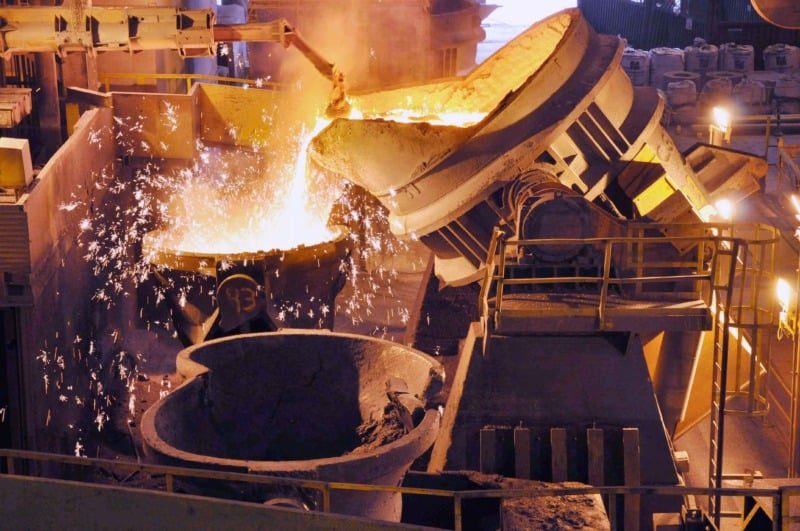 CSN negocia venda de siderúrgica na Alemanha por R$ 3 bilhões