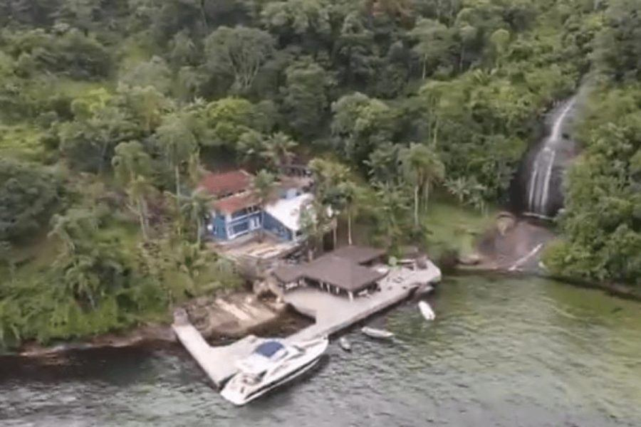 Deputado aciona PGR contra obras em ilha ligada a Willer Tomaz em Angra