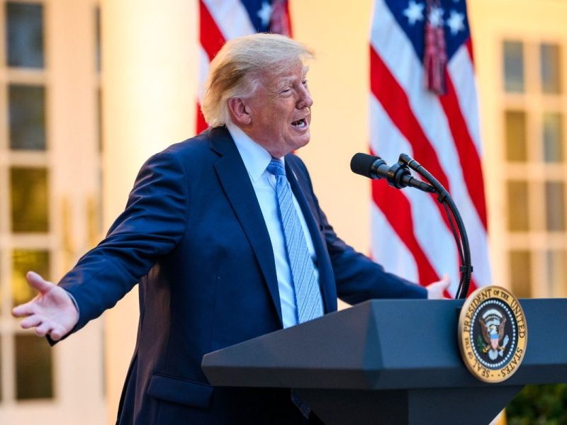 Enquete sobre Donald Trump agita debate político