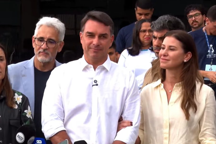 "El Salvador é pouco", diz Flávio sobre planos para segurança pública