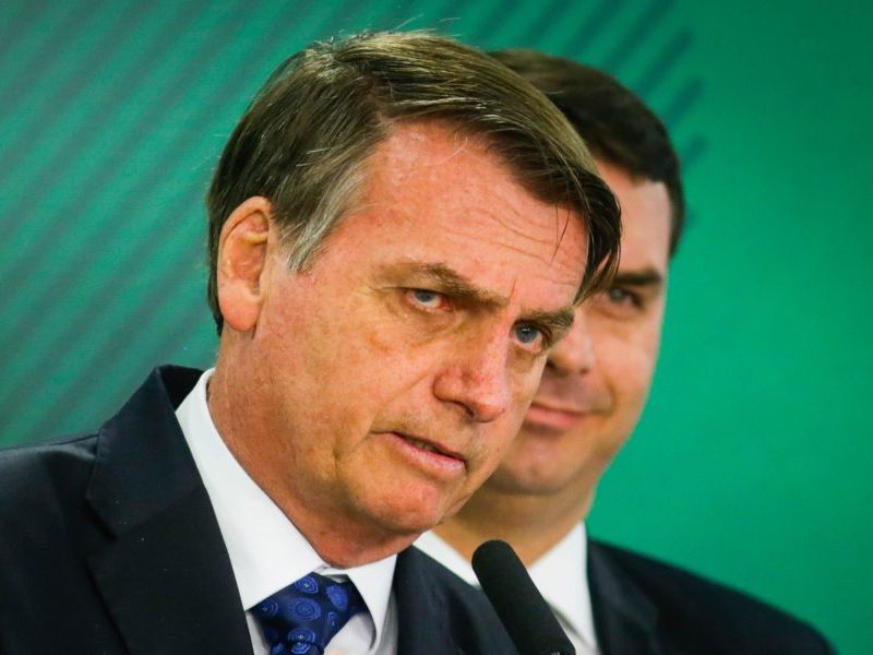 Enquete recente gera debates intensos na web