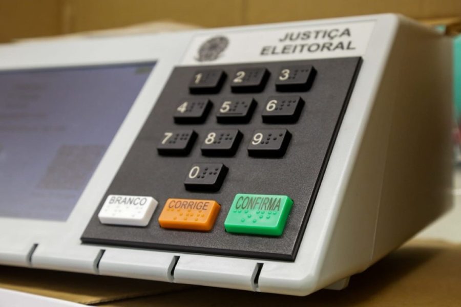 Eleições 2026: posso levar crianças para a seção no dia da votação?