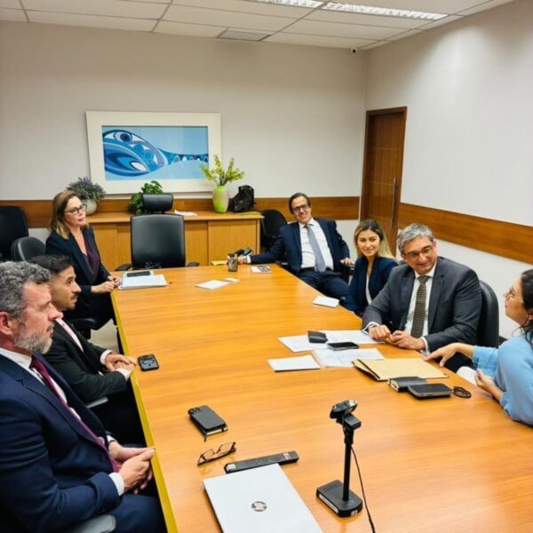 Transição no RJ: equipes realizam primeira reunião