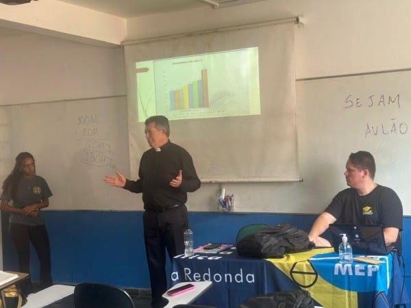 Estudantes do MEP focam no Enem durante feriado