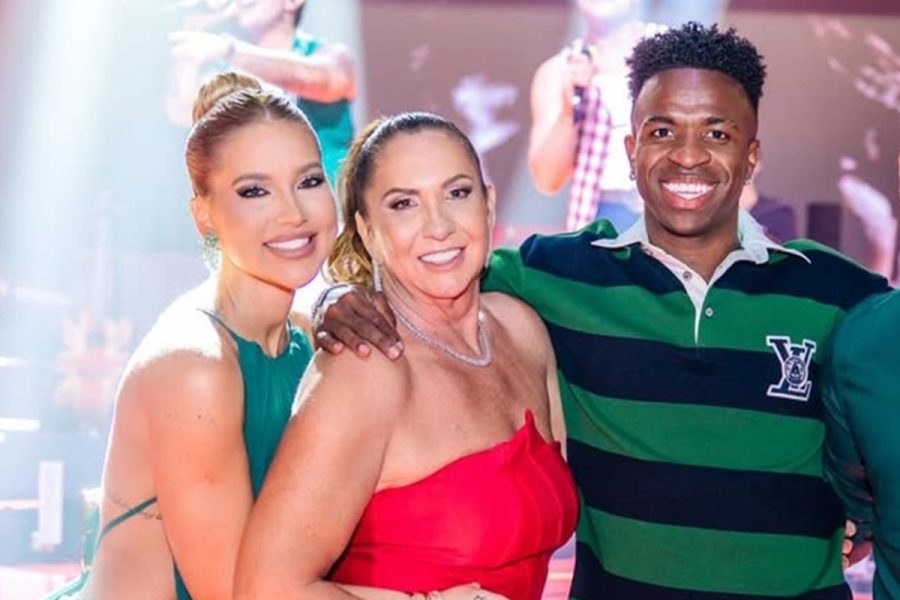 Exclusivo: Mãe de Virginia nega crise com Vini Jr: "Para mim está tudo bem"
