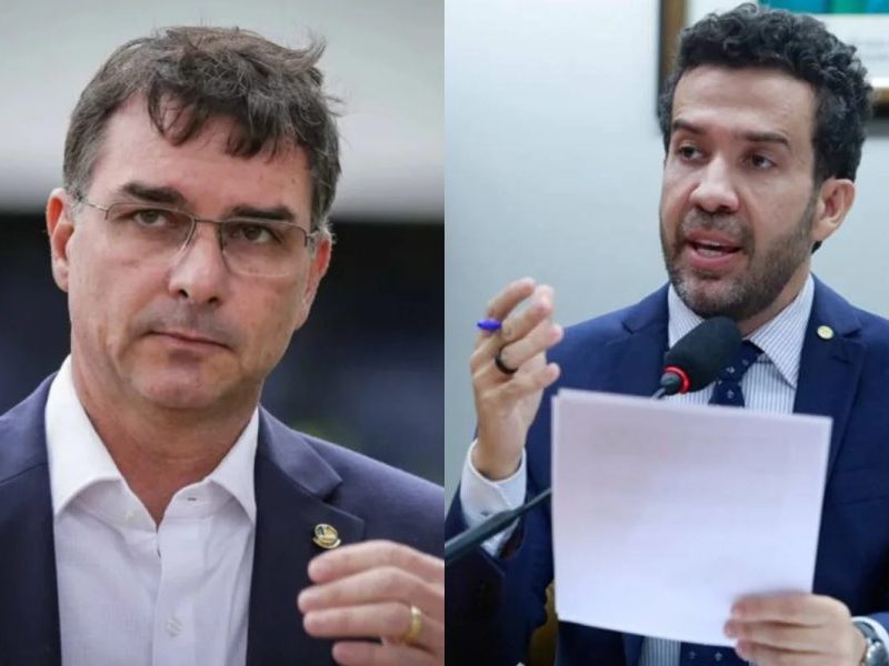 Flávio Bolsonaro aciona TSE contra canal de Janones no WhatsApp