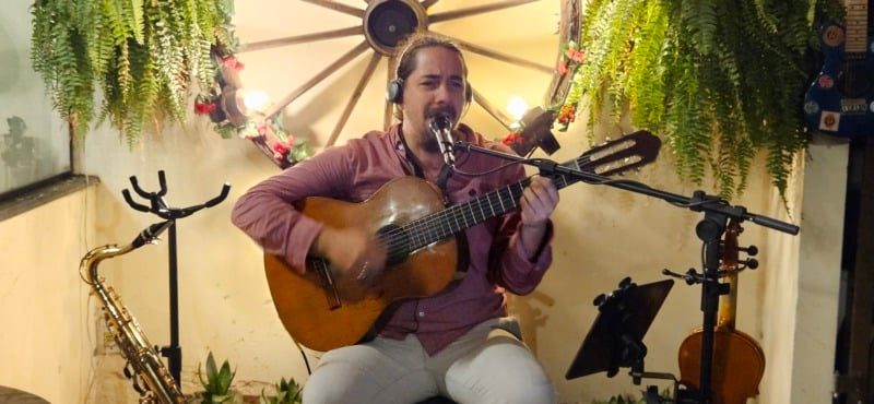 Fernando Farias leva música latina ao Espaço Esquina da Serra nesta quinta (22)
