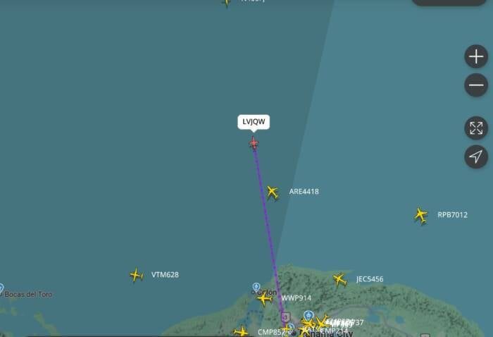 Flávio Bolsonaro viaja para os EUA em jatinho após ordem do STF