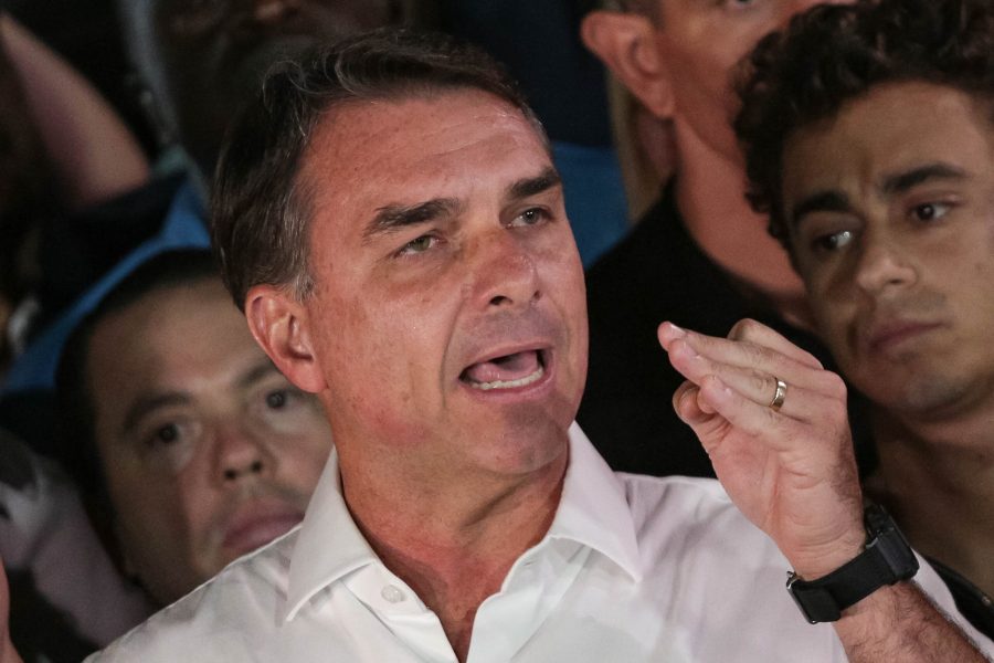 Flávio critica decisão de Zanin, mas PL também pediu prorrogação da votação