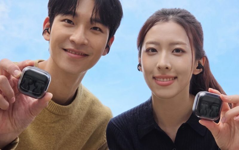 Fone-brinco da Samsung começa a ser vendido amanhã (27); veja preço