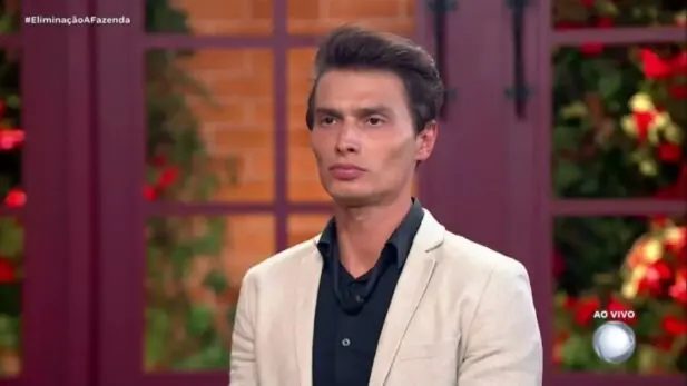 Gabriel Torres explica por que desistiu de a Fazenda 18