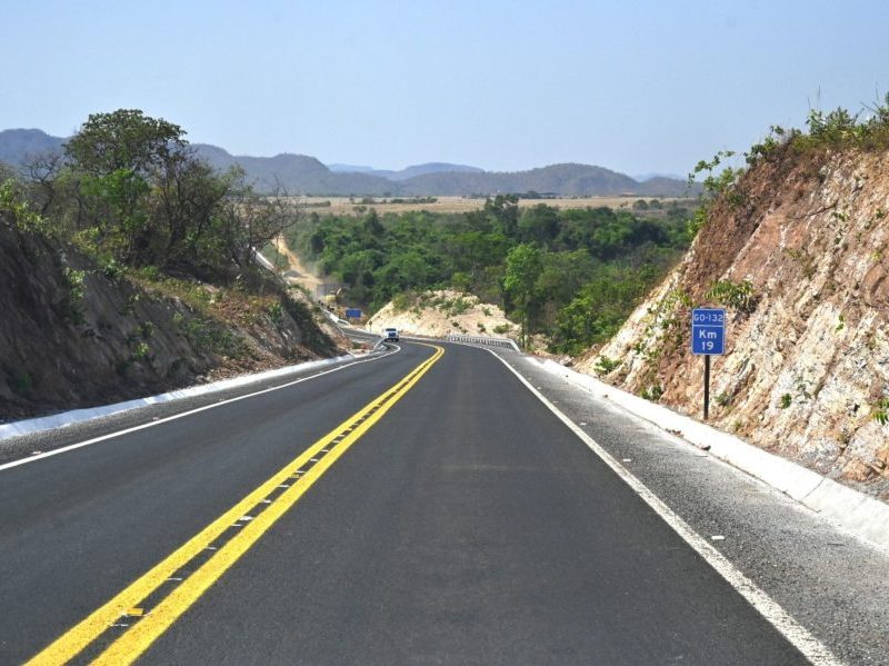 Goiás investe em 84 obras rodoviárias para modernizar estradas