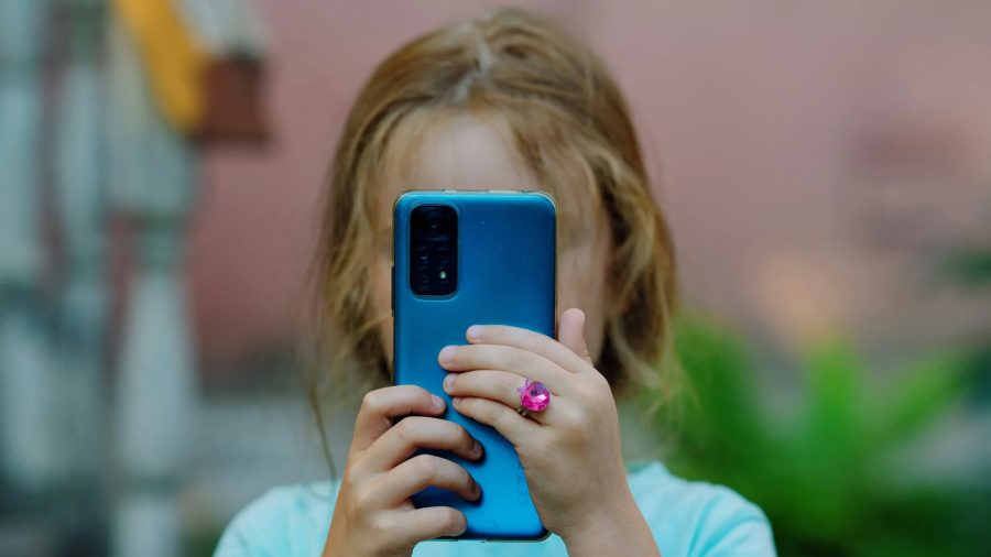 Golpes contra crianças: 5 sinais de alerta em jogos e redes sociais