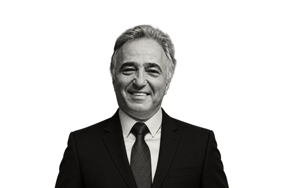 Herdeiros de Jorge Mitre trocam acusações de extorsão e assinatura falsa
