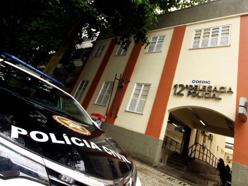 Homem é preso em Copacabana por furtar carne em mercado