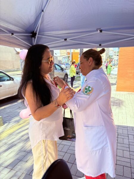 Hospital dos Olhos promove ação do Outubro Rosa