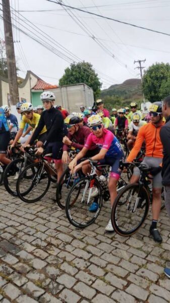 Itatiaia recebe prova de ciclismo com atletas de cinco estados