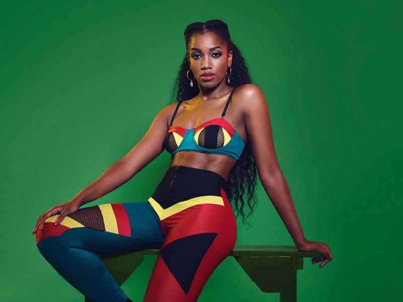 Iza brilha em show de Criolo, Amaro e Dino d’Santiago