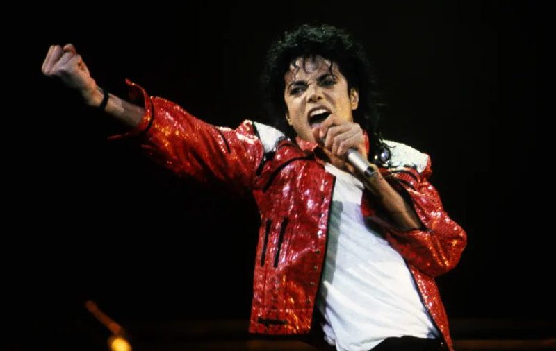 Itens icônicos de Michael Jackson vão a leilão em dezembro