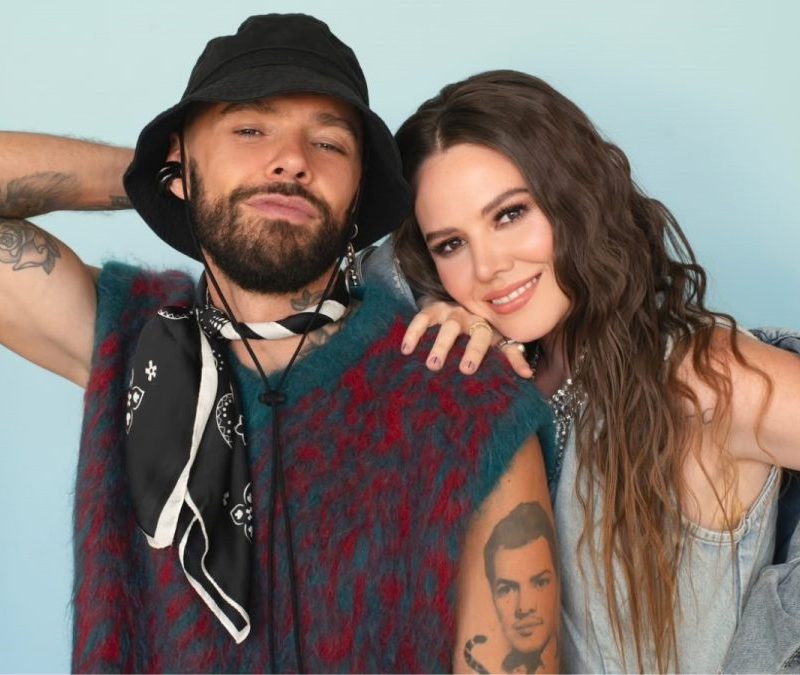 Jesse & Joy lotam show em SP e emocionam fãs brasileiros