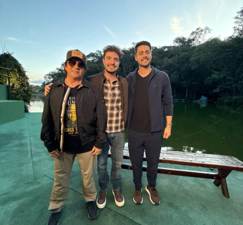 João Augusto Liberato estreia quadro no Domingo Espetacular
