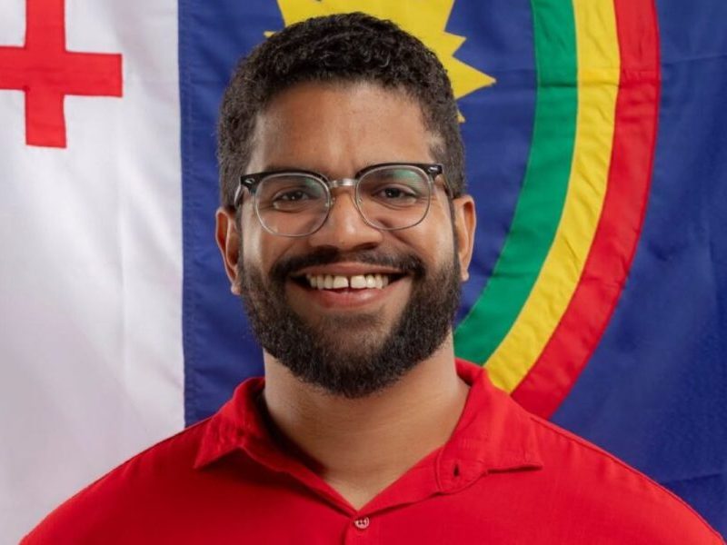 Jones Manoel ironiza Nikolas após derrota de Flávio: “Fique triste não”